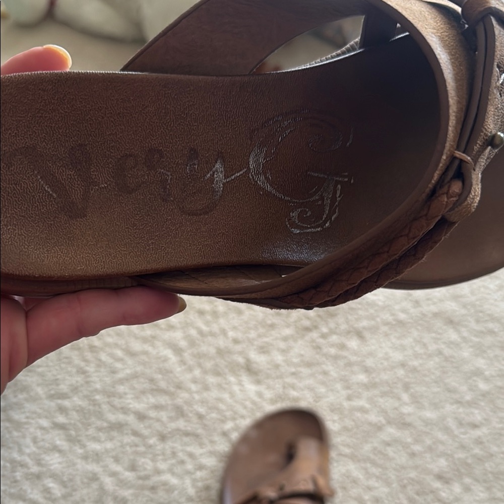 Very G Brown Leather Sandals - Picture 2 of 6